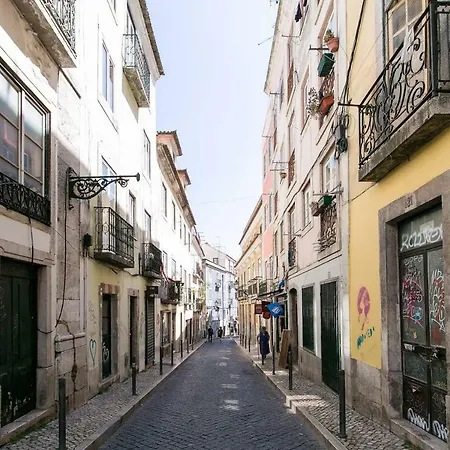 The Rose Of Bairro Alto * Lizbona